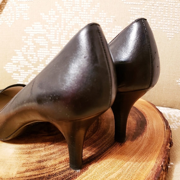 ANNE KLEIN | NWOT LEATHER SLIP IN PUMPS BLACK - Picture 7 of 10